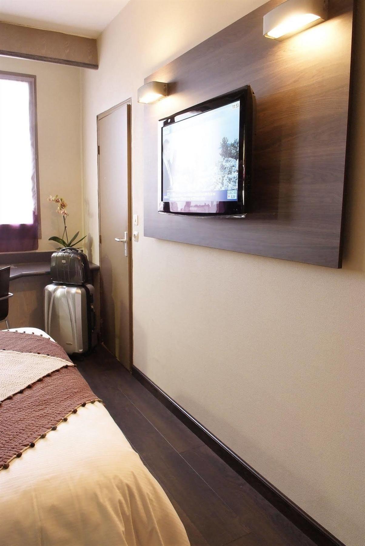Hotel Gratte-Ciel Ariana Villeurbanne Ngoại thất bức ảnh